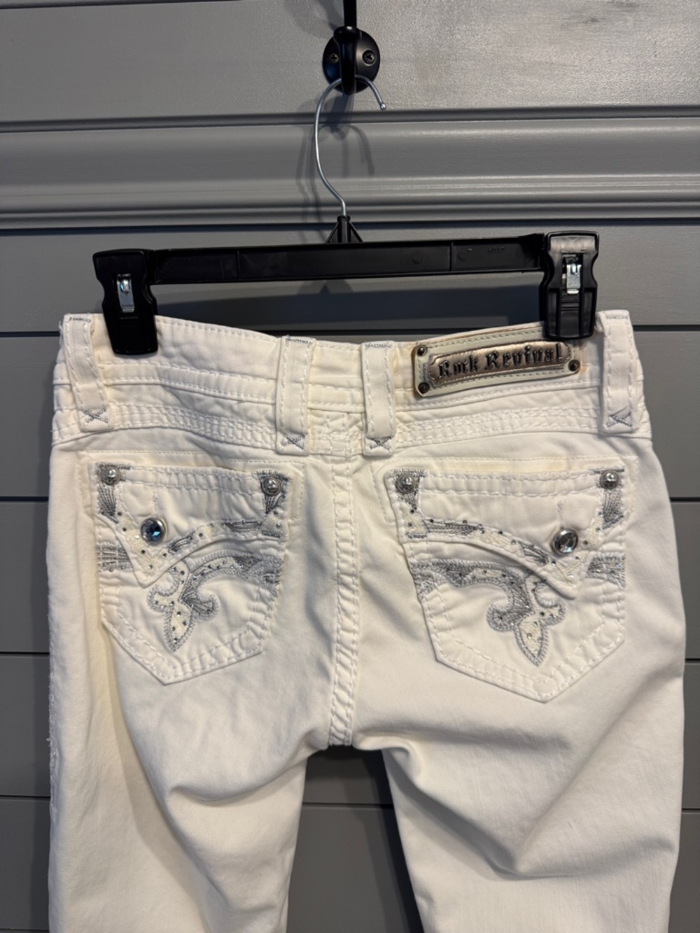 Rock Revival Women's Off White Skinny Ankle Jeans with Embellished Back Pockets